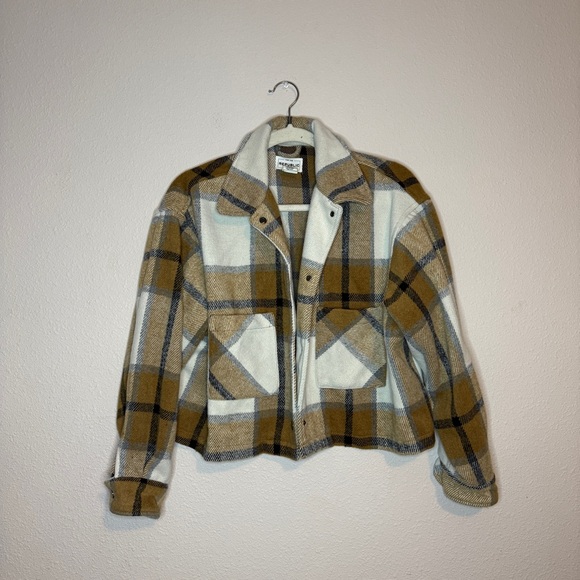 Plaid Jacket with Pockets - Picture 1 of 3